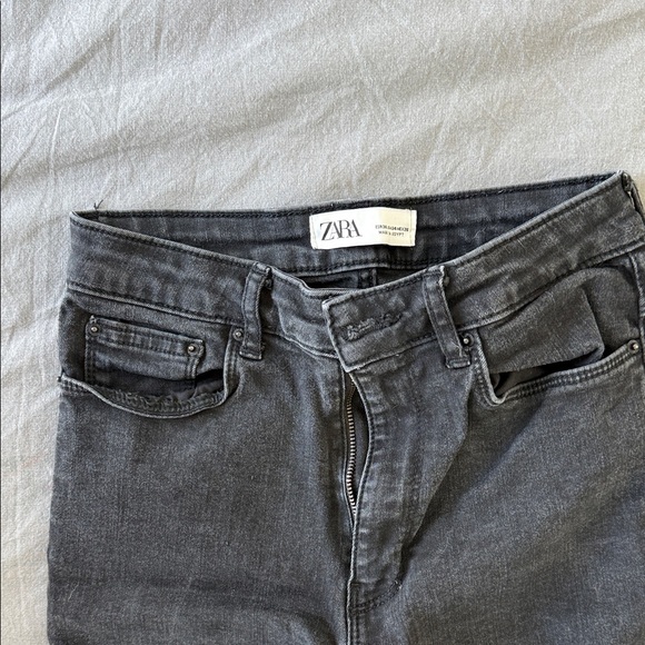 Zara Classic Black Women's Jeans | USA 04 , super stretchy jeans - Picture 4 of 11